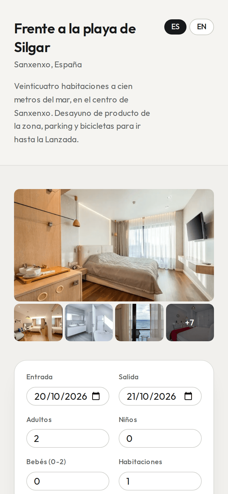 El motor de reservas de la demostración en un móvil: el titular del hotel, su galería de fotos y el buscador de fechas